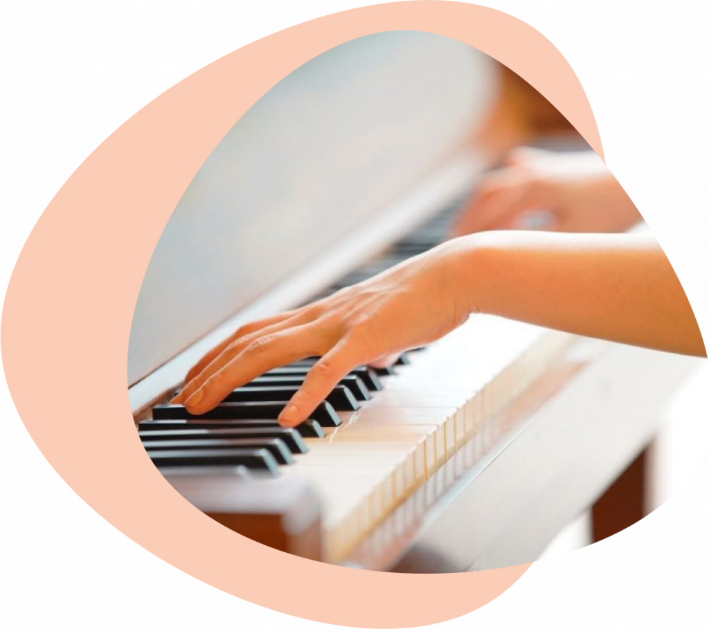 Explore the piano with this free virtual piano tool!