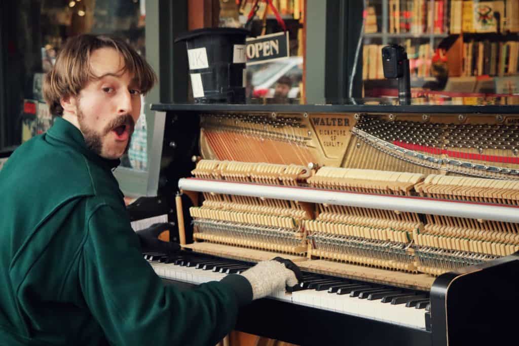 simple strategies for learning to play the piano