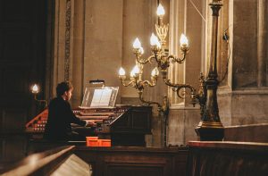 Orgel vs. Klavier