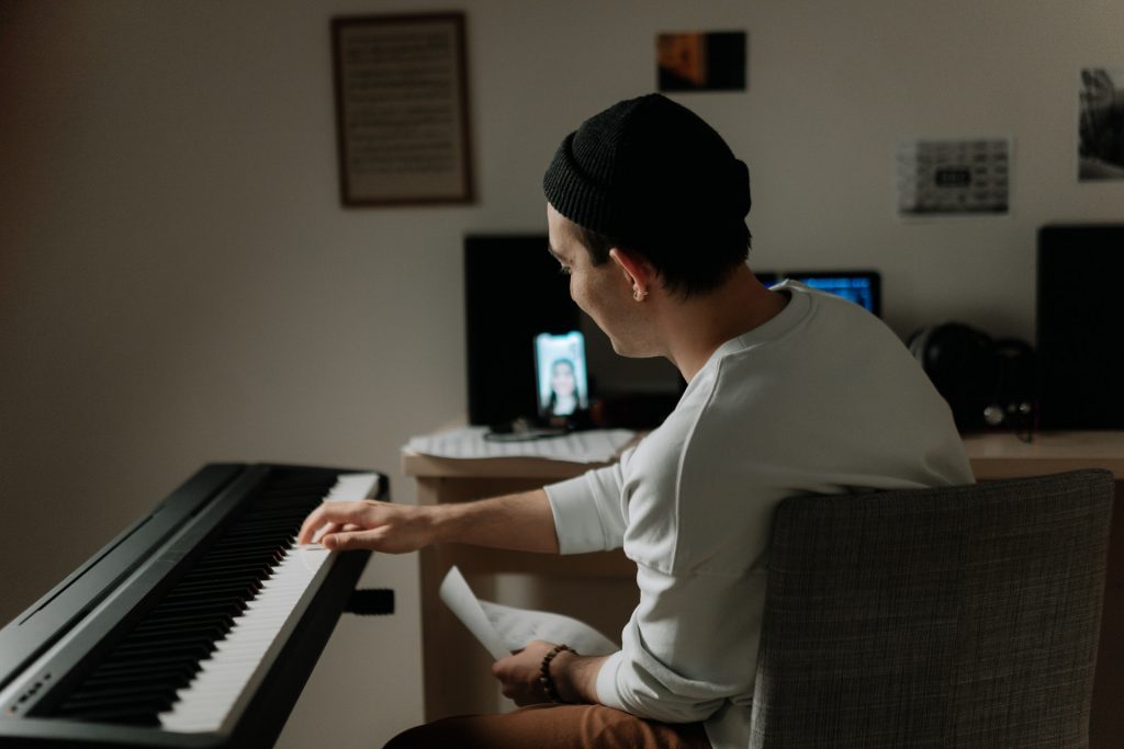 F sharp chord