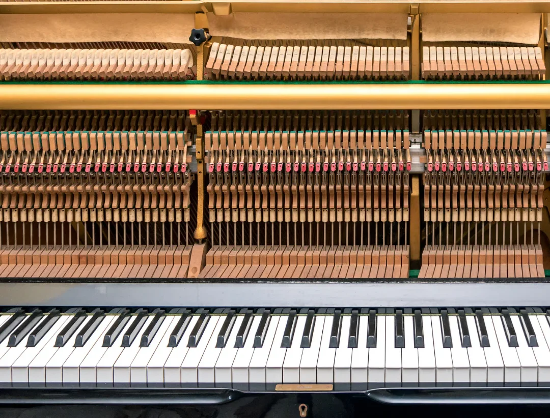 Acoustic piano