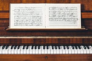 Grundlegende Notenwerte, Viertel, Halb und Ganznoten What-are-quarter,-half-and-whole-notes