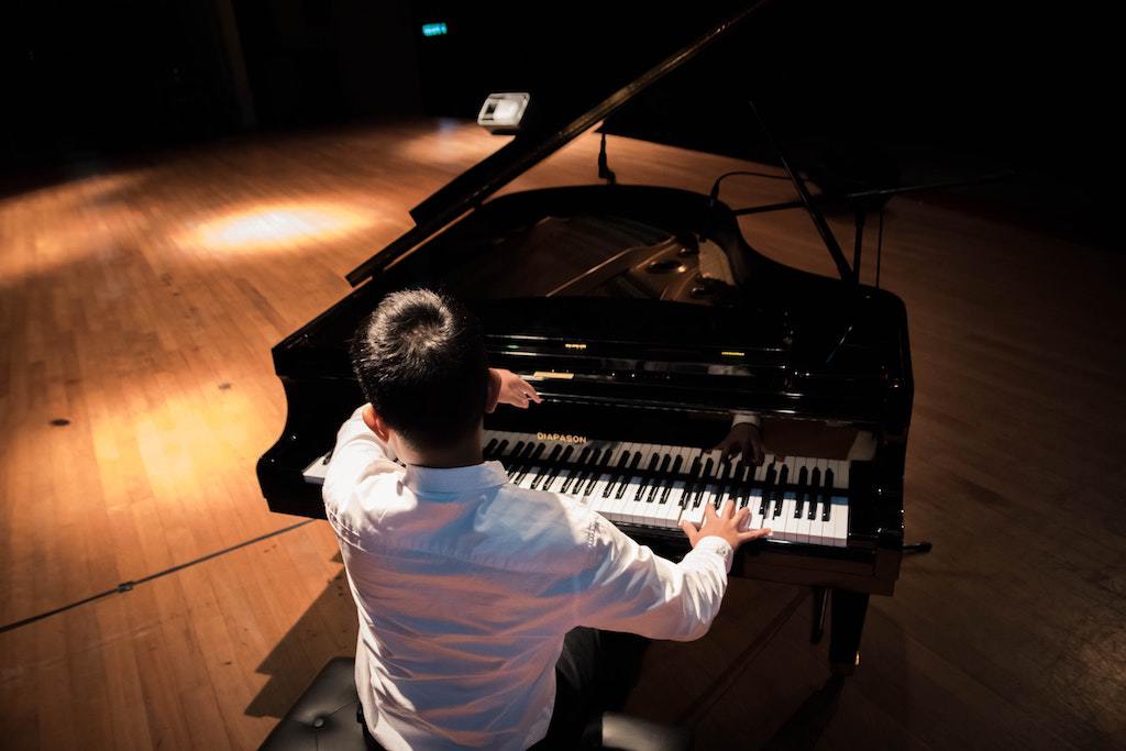 klavier für anfänger, konzertflügel, piano for beginners, grand piano, which piano for beginners