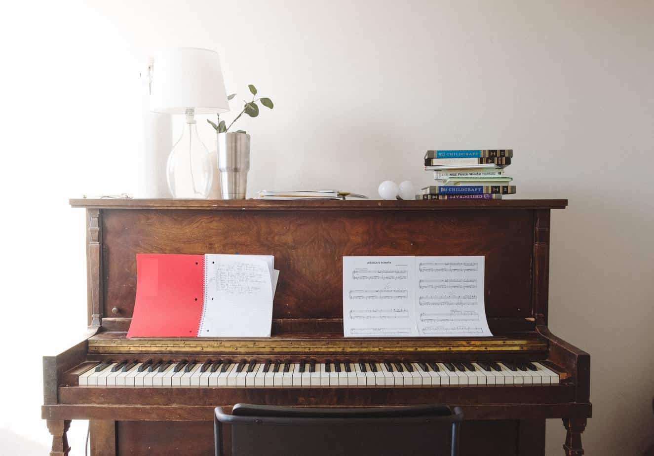 klavier für anfänger, akustisches klavier, piano for beginners, which piano for beginners