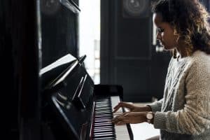 Play the smash hits from each decade piano smash hits online