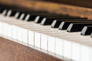 How to label piano keys for beginners? how to label piano keys