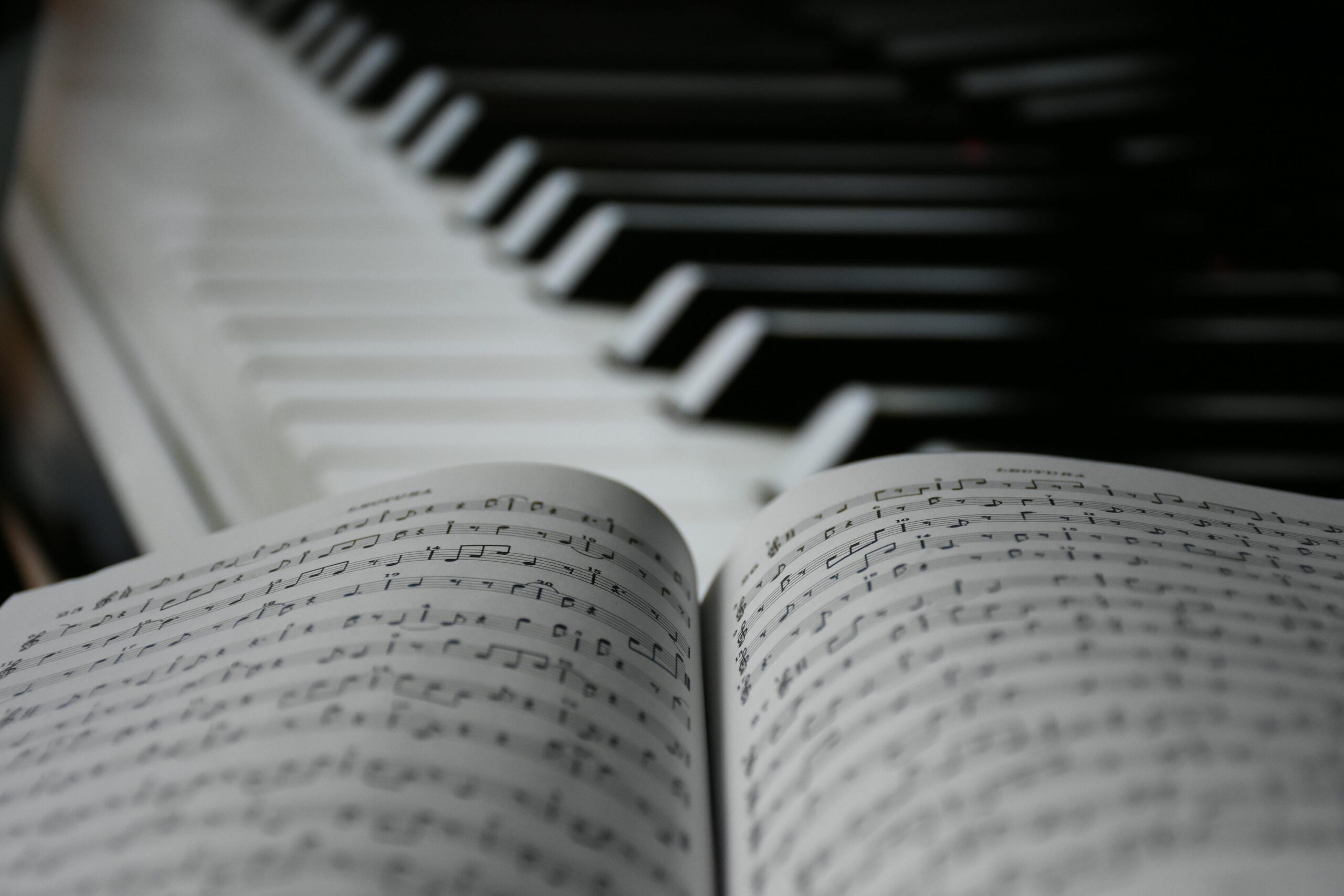 Bass clef notes on piano: A complete beginner's guide | Skoove