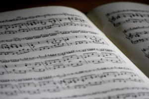 What is piano accompaniment and how to master it? piano accompaniment
