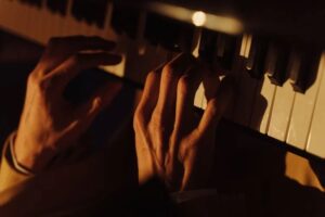 What is the Mixolydian mode on piano? mixolydian mode