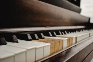 What is the Phrygian mode on piano? phrygian mode